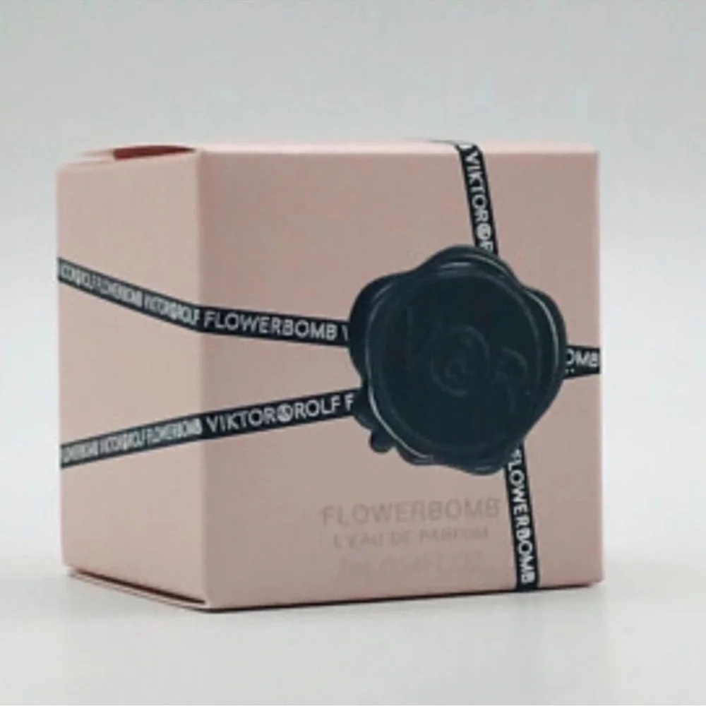 Viktor & Rolf Flowerbomb 7ml/0.24 fl.oz. - Picture 4 of 5